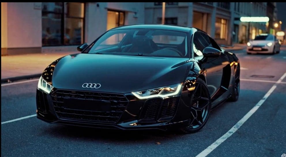 Audi R8